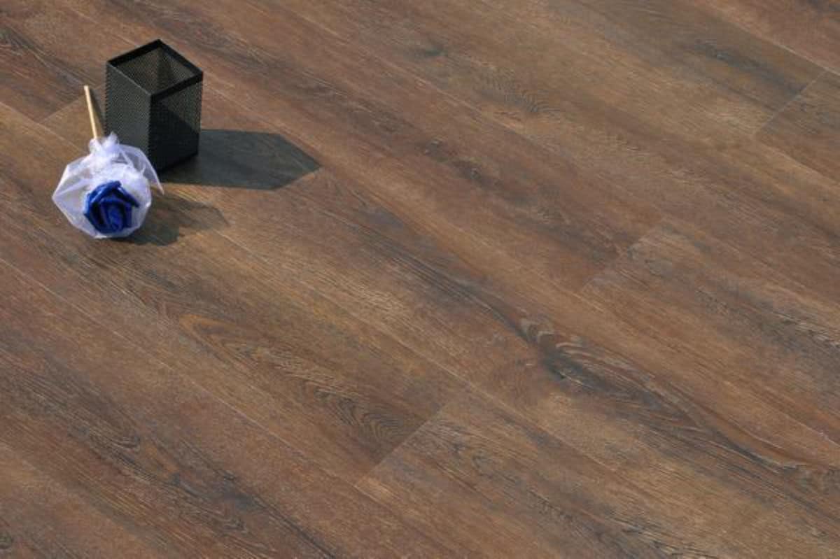 Viny Plank BTL M-1025 untuk gaya desain interior vintage